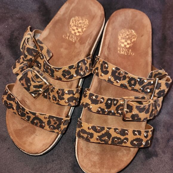 Vince Camuto Ciandra Slip On Slide 3 Straps Buckle Studs Animal Flat Sandals Sz9 - Picture 2 of 6